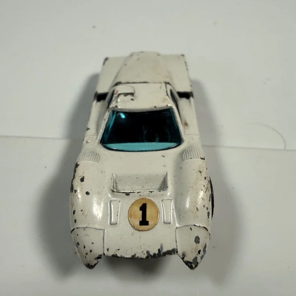 Mattel Ford J-Car Hot Wheels White Redline Vintage 1968 With Button 6214